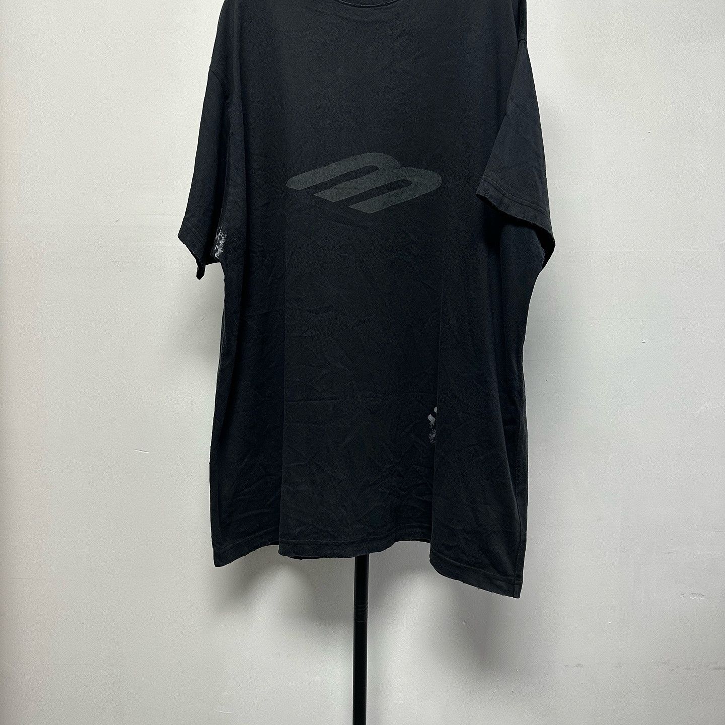 Balenciaga Balenciaga Faded Logo T-Shirt Size M Size US M / EU 48-50 / 2 - 1 Thumbnail