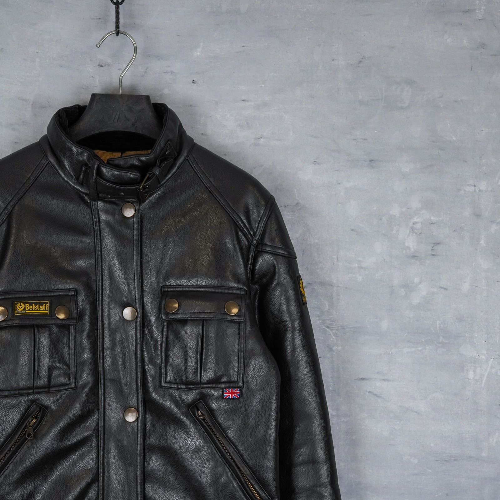 Belstaff Vintage belstaff black leather patch logo womens moto jacket Size S / US 4 / IT 40 - 3 Thumbnail