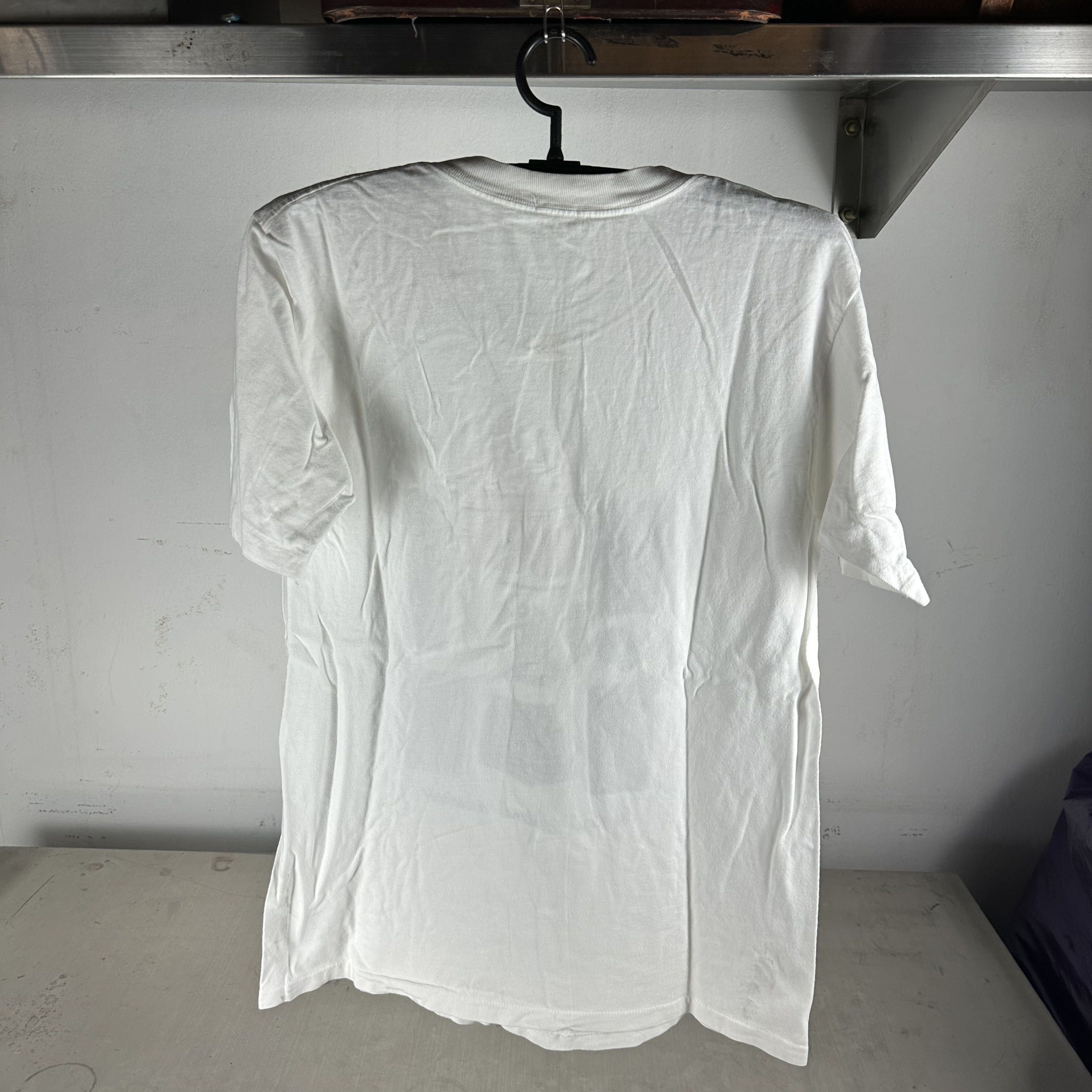 Vintage 90s Essential Weekend Wardrobe Fashion Artwork T-Shirt Size US L / EU 52-54 / 3 - 3 Thumbnail