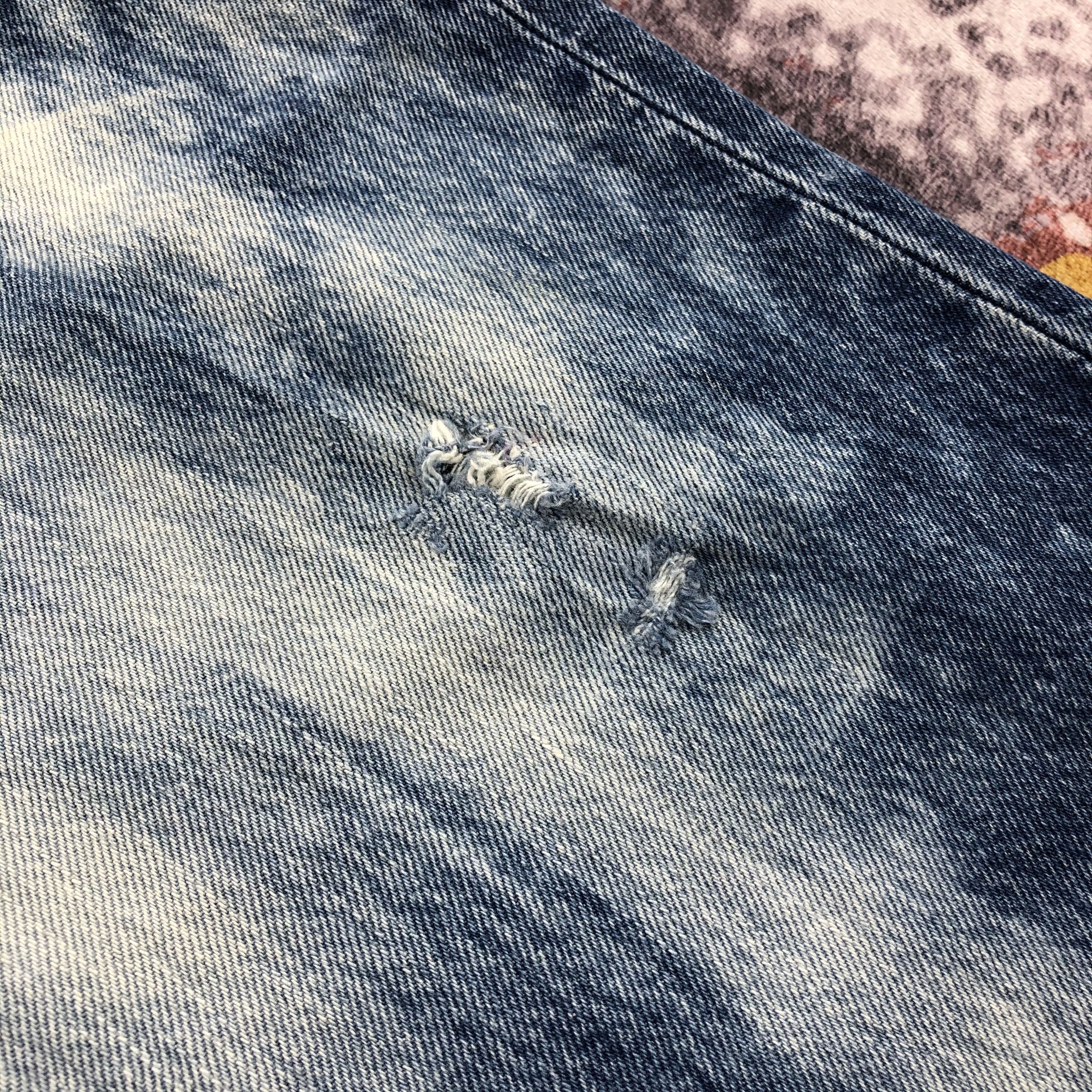 Levi's Vintage 90s Bleached Levis 501 Jeans-JM2415 Size US 31 - 12 Thumbnail