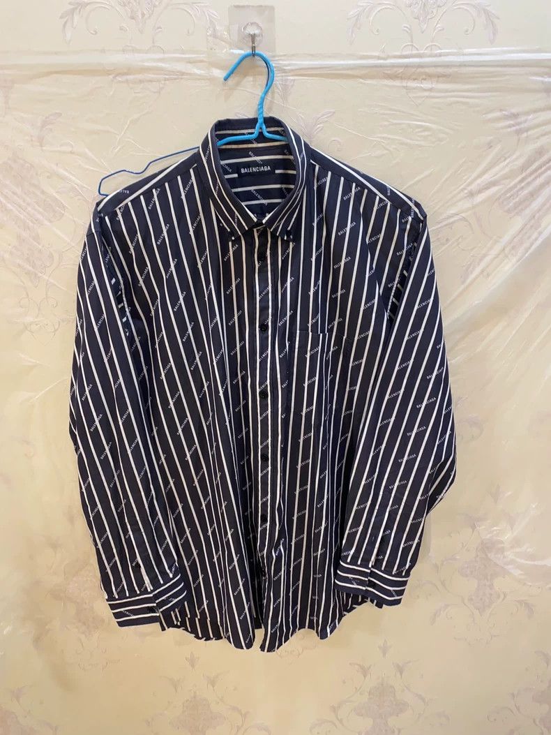 Balenciaga Balenciaga size 38 Striped logo all-over printed collar lo Size M / US 6-8 / IT 42-44 - 1 Thumbnail