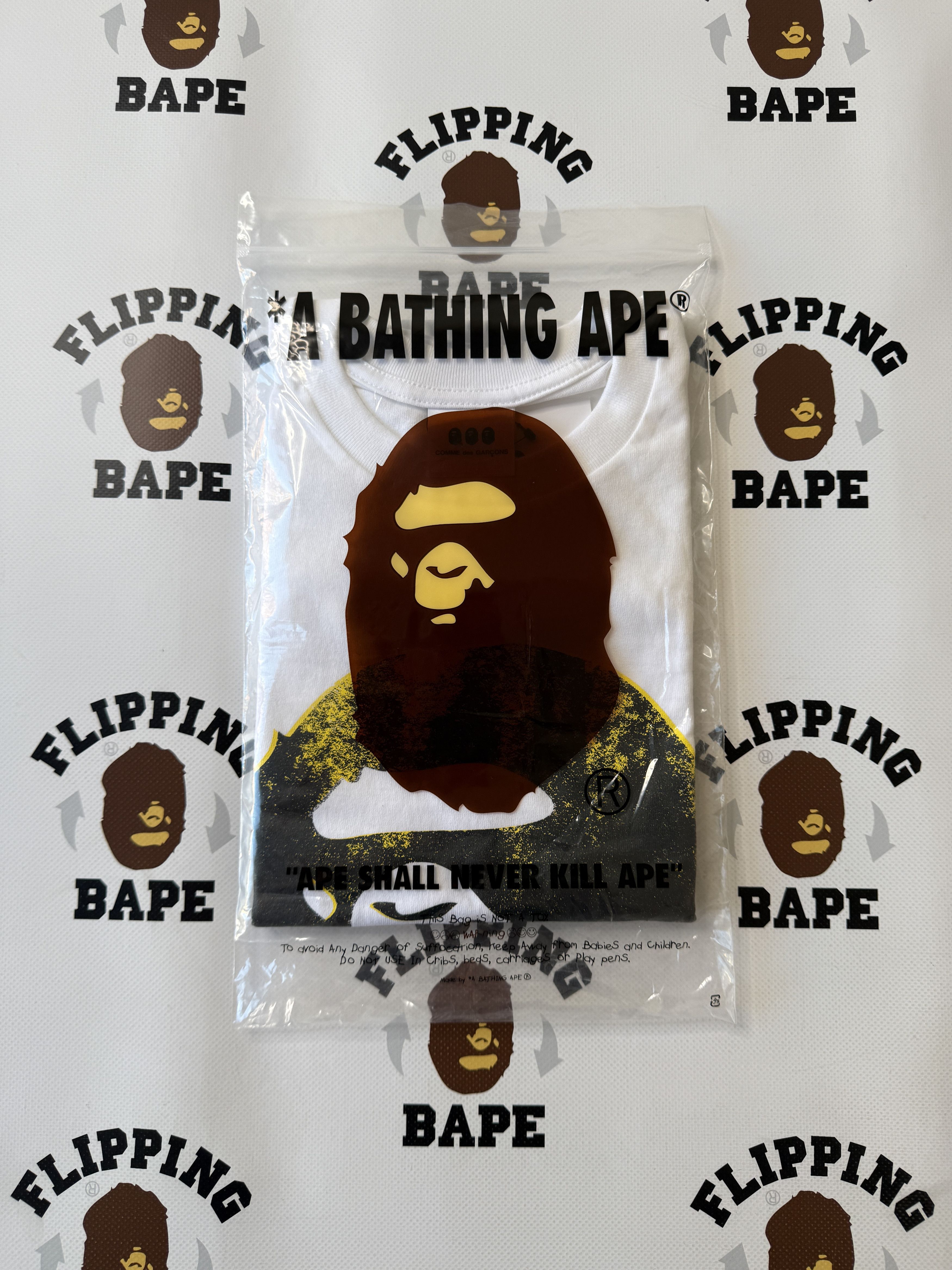 Bape × Comme des Garcons BAPE CDG OSAKA BIG APE HEAD TEE (2026) Size US L / EU 52-54 / 3 - 9 Thumbnail