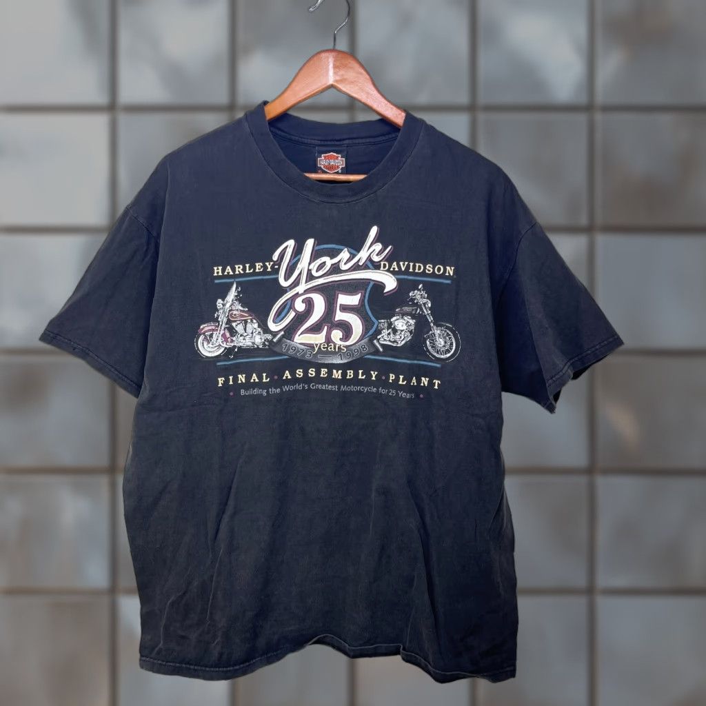 Harley Davidson VINTAGE Harley-Davidson T-Shirt XL Men Black 90s Crew Neck Short Sleeve Pockets Movie Band Nature Rock Grey Wolf Mickey Mouse Hanes Beefy-T Size US XL / EU 56 / 4 - 1 Thumbnail