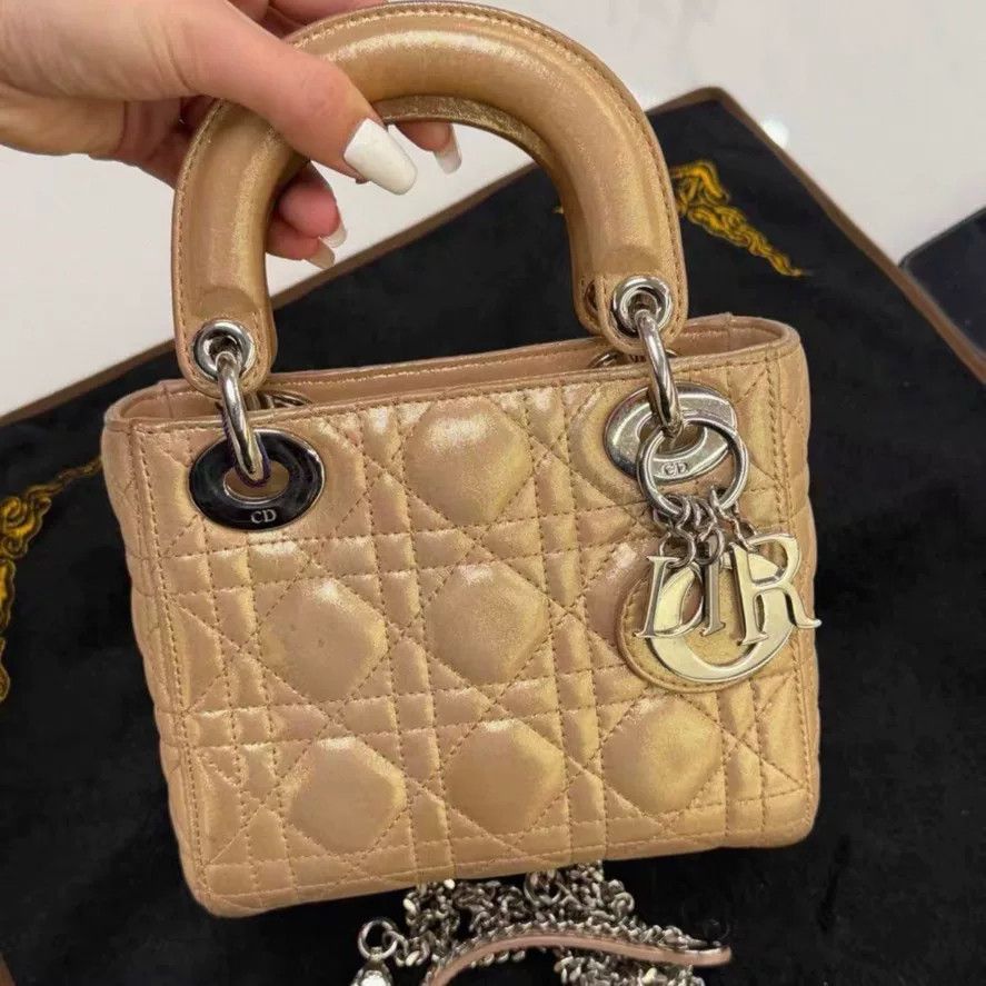 Dior Pre-loved Bag Very good condition Size ONE SIZE - 1 Thumbnail