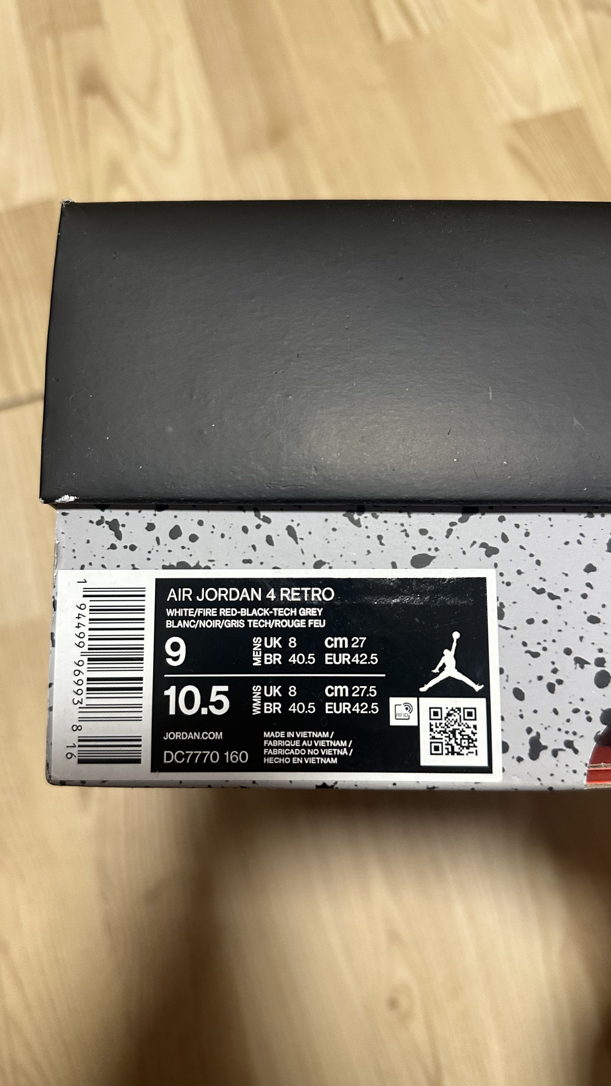 Jordan Brand Nike Air Jordan 4 Retro - Fire Red (2020) Size US 9.5 / EU 42-43 - 9 Thumbnail