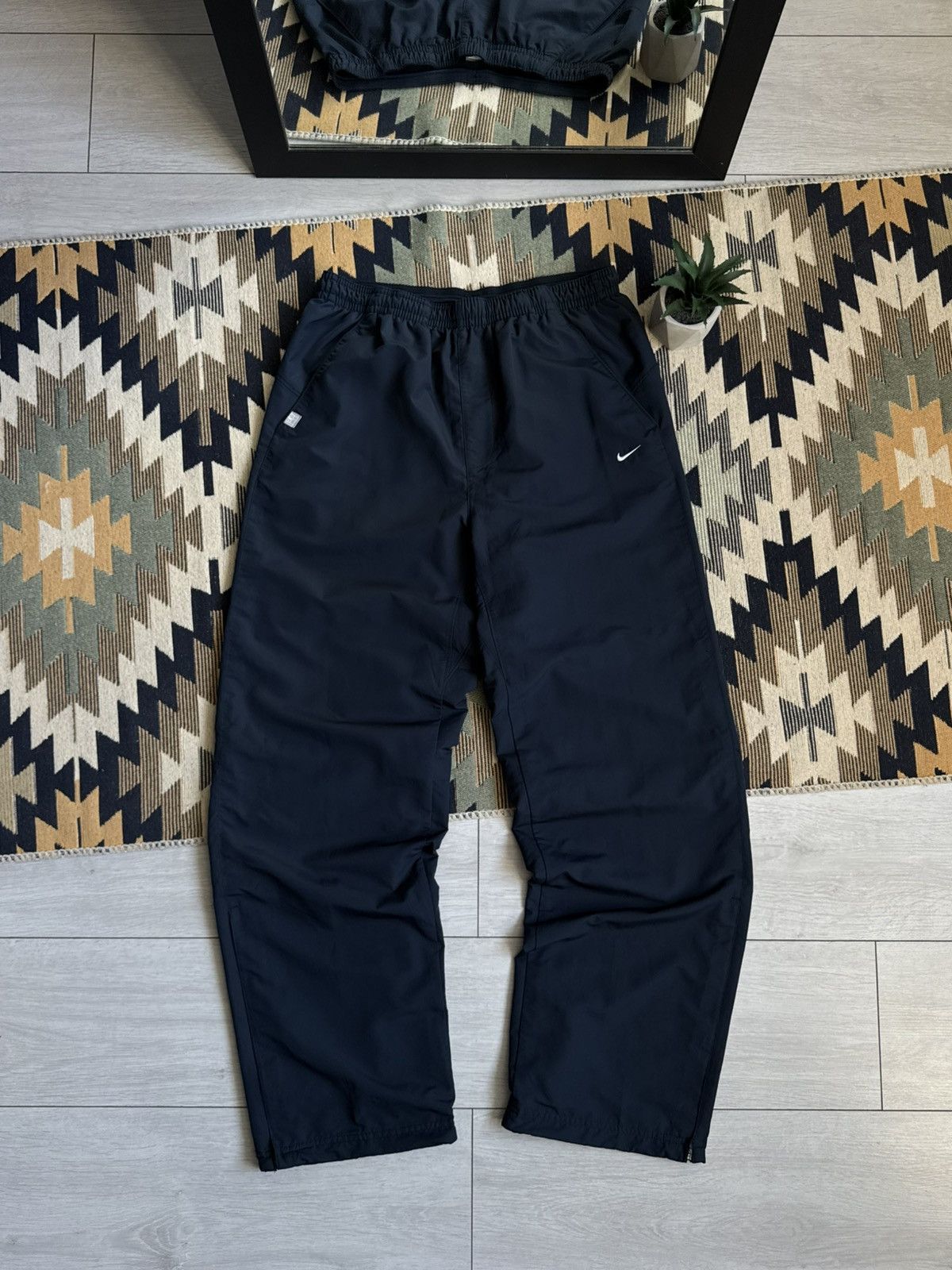 Nike Vintage Nike Nylon Y2K Pants Size US 34 / EU 50 - 2 Thumbnail