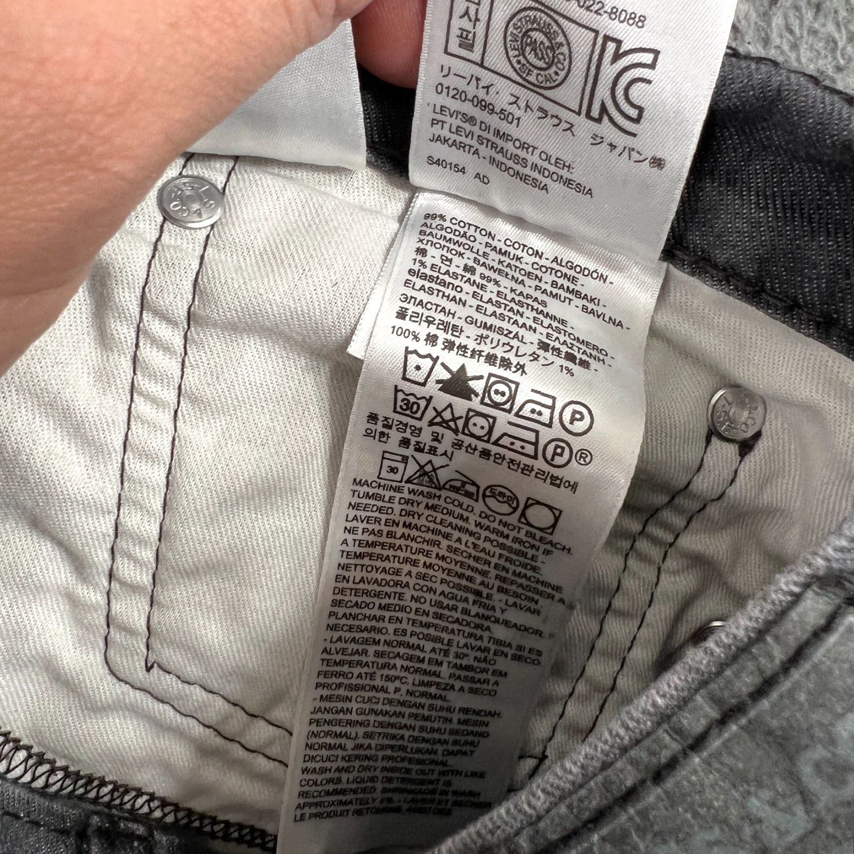 Levi's Levi's 514 Jeans Mens 34x34 Black Straight Leg 5-Pocket Denim Regular Waist Zip Inseam 34 Pockets Logo Size US 34 / EU 50 - 7 Thumbnail