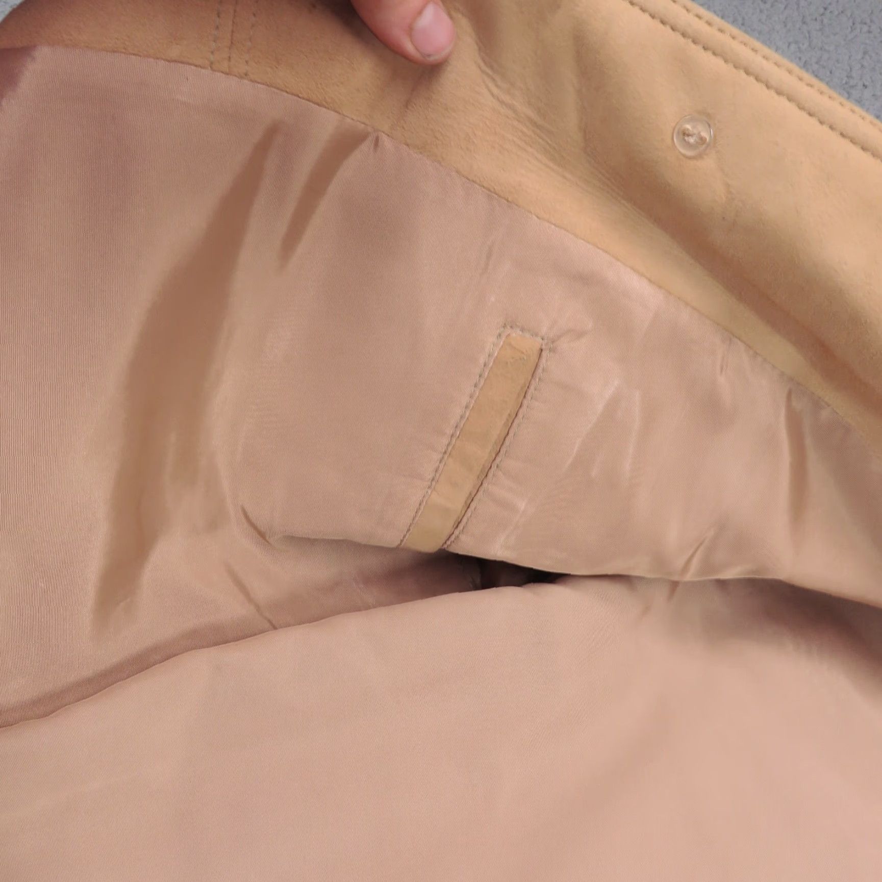 Vintage VINTAGE Woolrich Jacket Mens 38 (fits 40) Leather Suede Tan Utility 60s Tan Flap Size US XXS / EU 40 - 6 Thumbnail