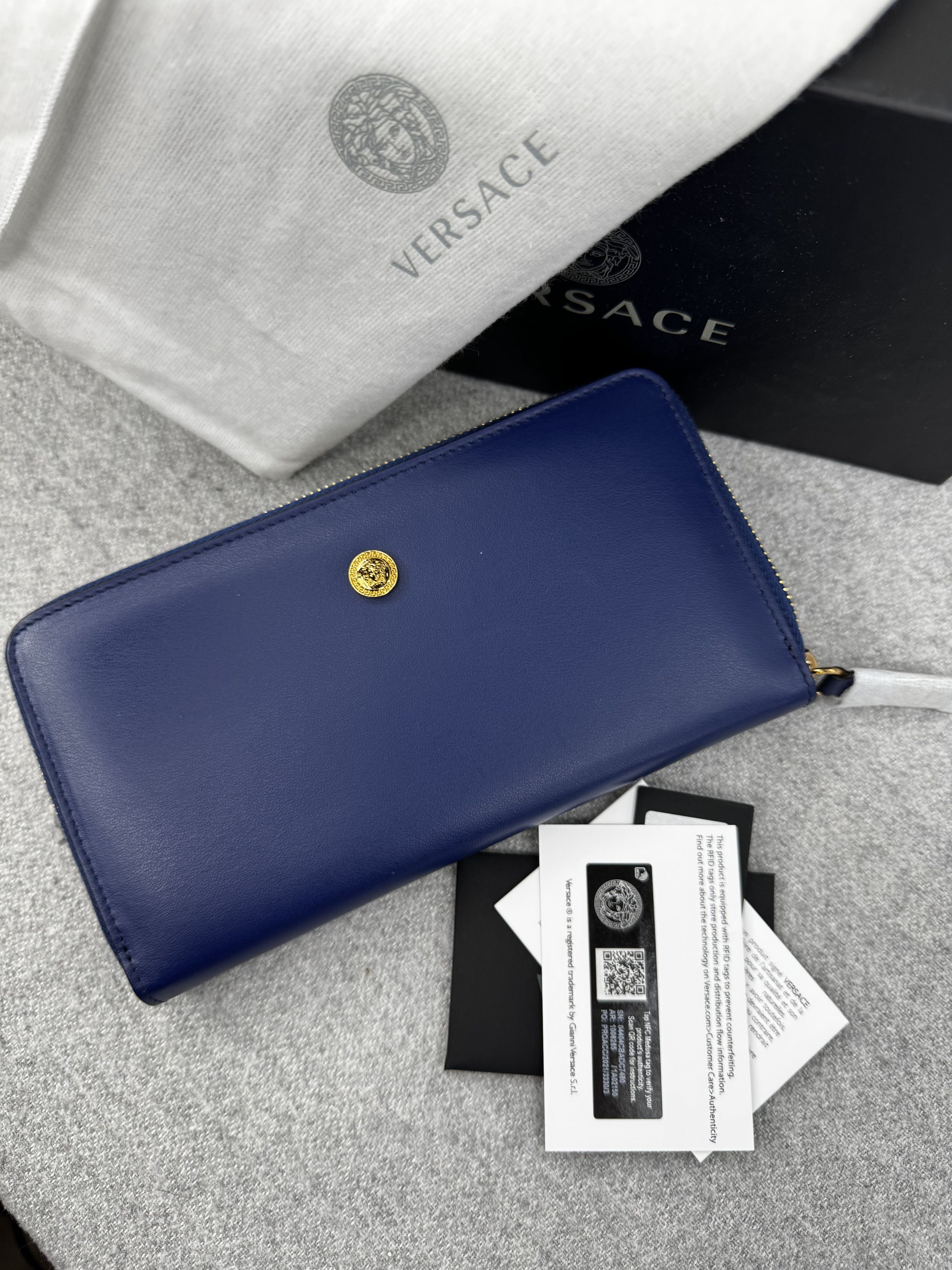 Versace Medusa Biggie Long Wallet Size ONE SIZE - 2 Thumbnail