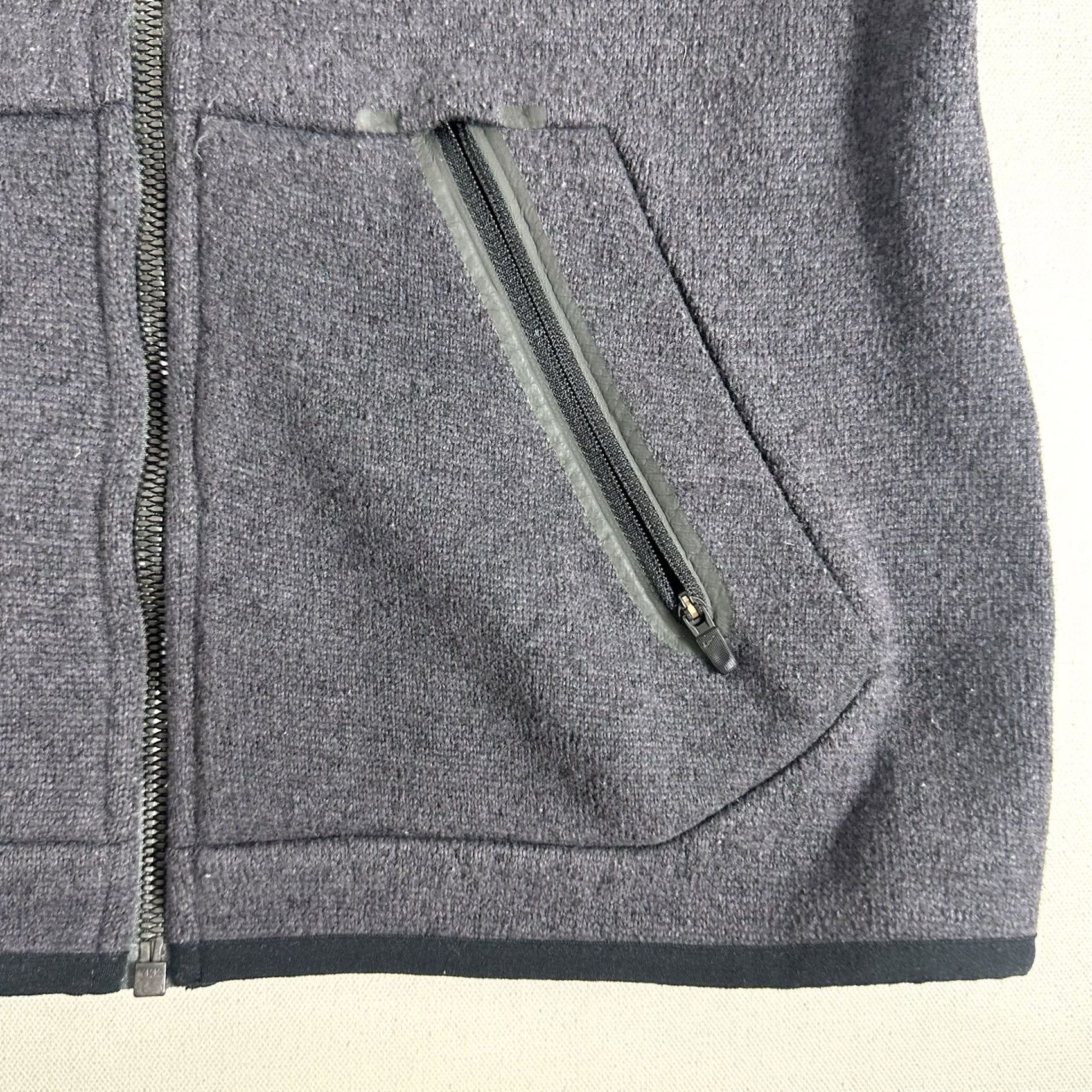 Nike Nike Sweatshirt Womens Small Gray Therma-Fit Full Zip Up Sweatshirt Size S / US 4 / IT 40 - 6 Thumbnail