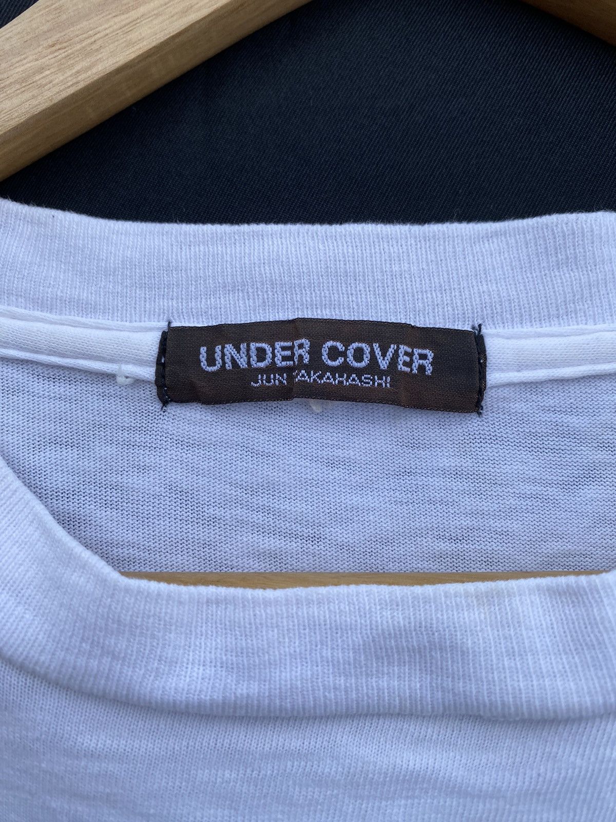 Jun Takahashi Vtg 90s Undercover The Man with Golden Fucking Finger Tshirt Size US M / EU 48-50 / 2 - 10 Thumbnail