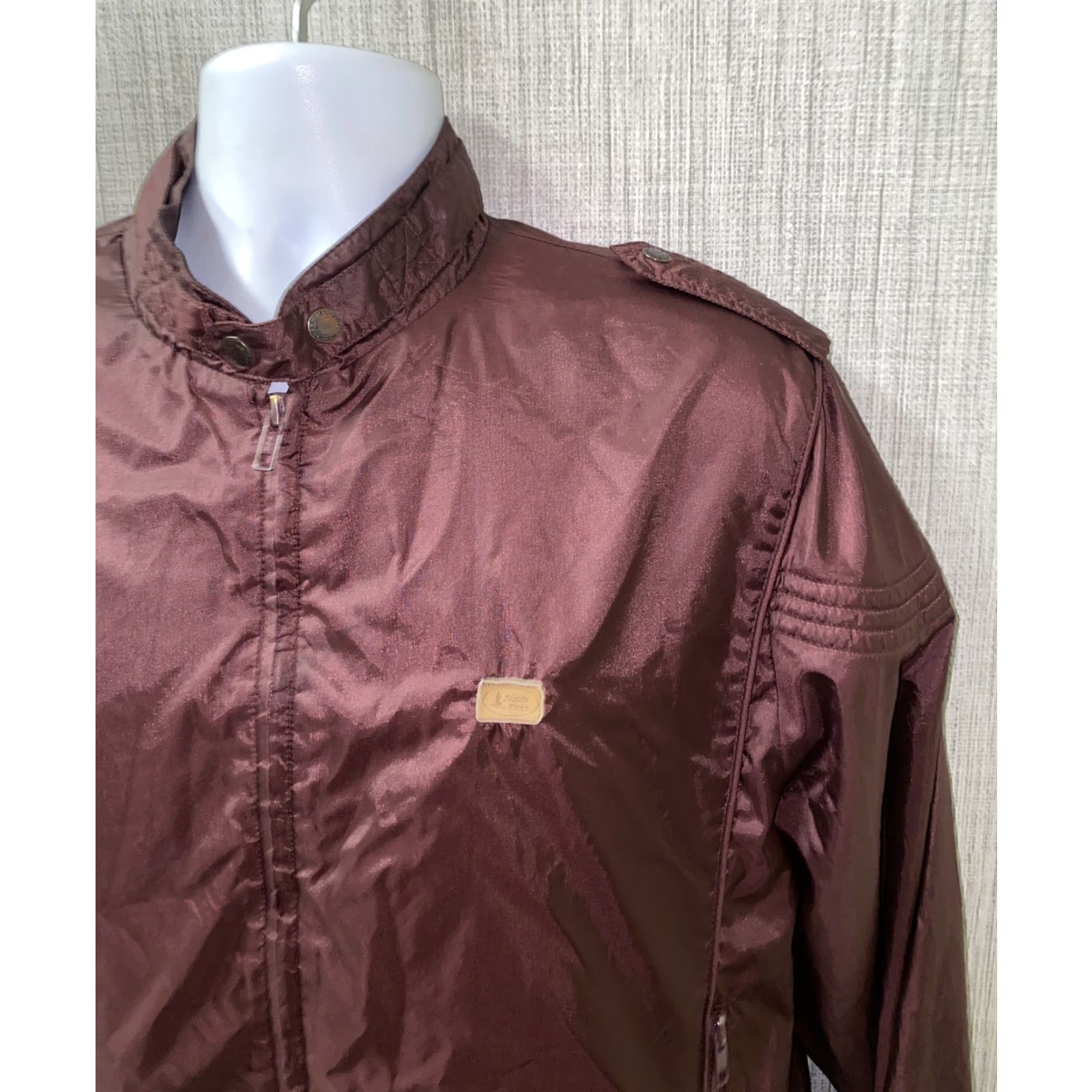 Vintage Seattle Blues Full Zip Jacket Mens L Maroon Nylon Size US L / EU 52-54 / 3 - 2 Thumbnail