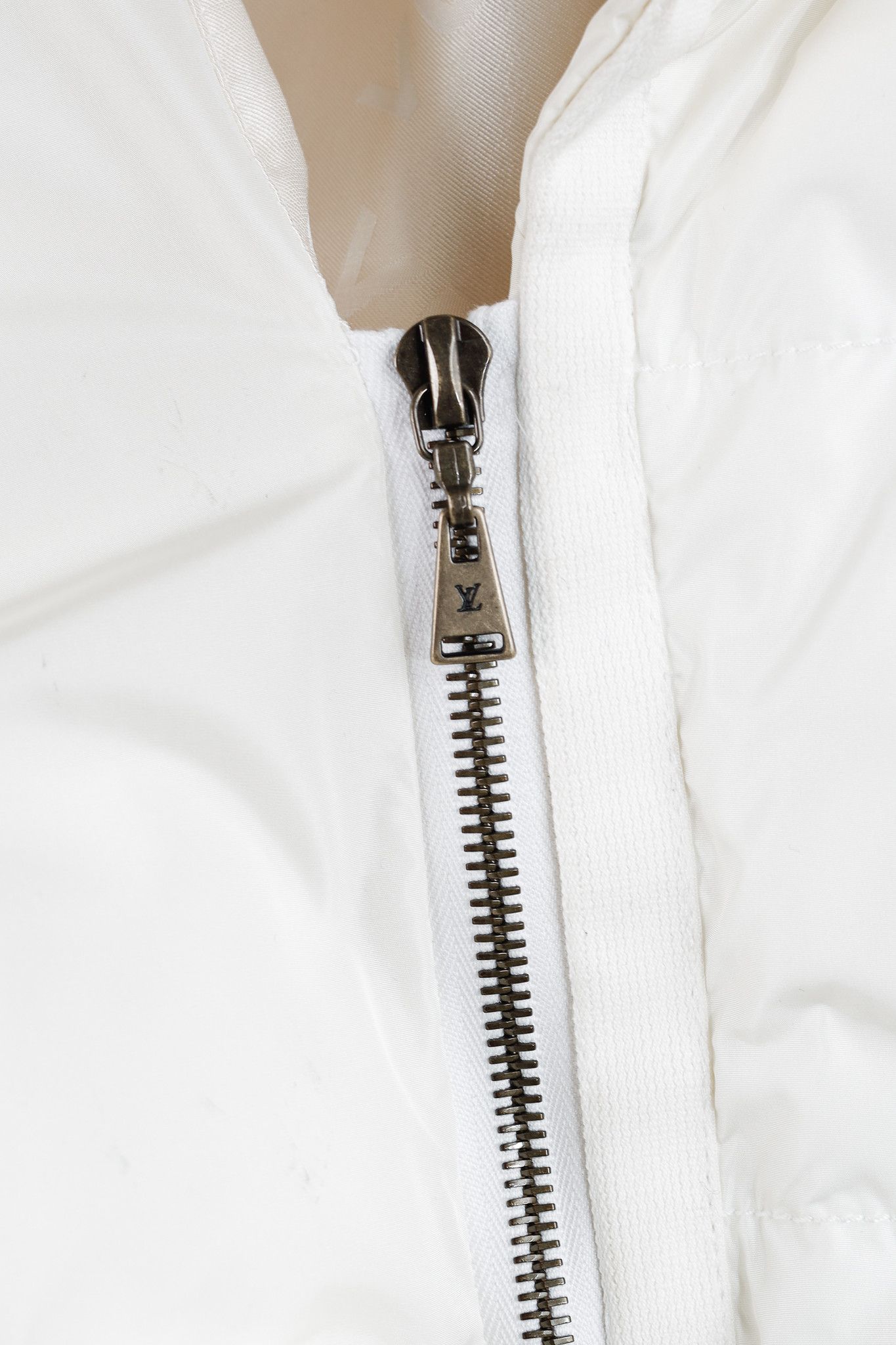 Louis Vuitton Louis Vuitton Cream Mink-Hood Belted Down Jacket Size S / US 4 / IT 40 - 11 Thumbnail