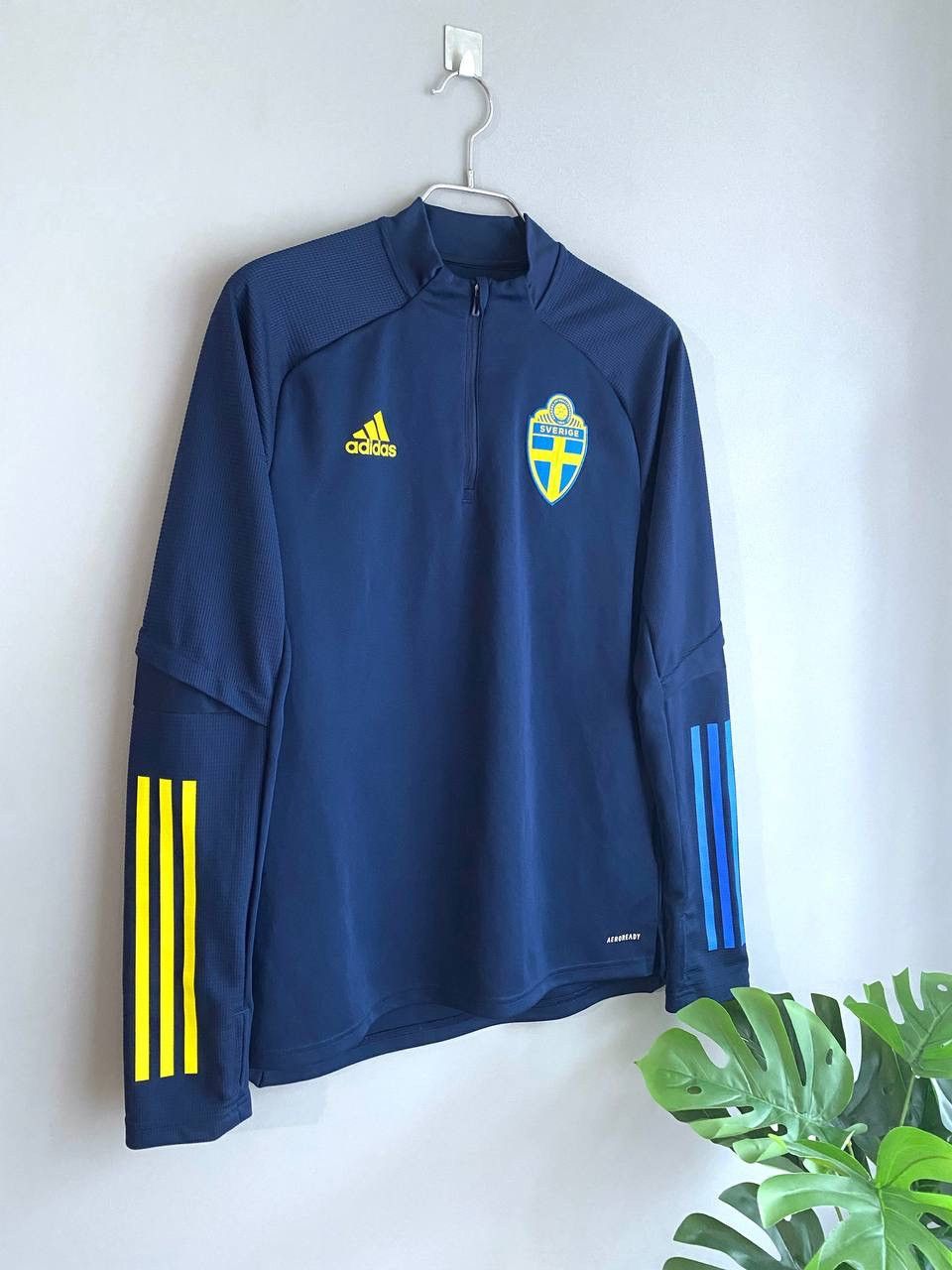 Adidas Sweden National Football Team Soccer Longsleeve, M, FS7183 Size US M / EU 48-50 / 2 - 2 Thumbnail
