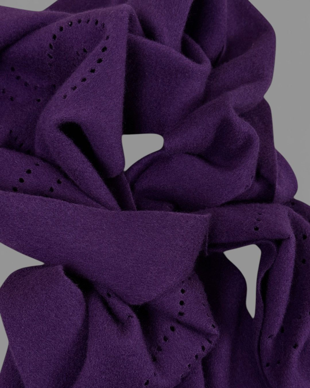 Louis Vuitton Authentic Louis Vuitton Pure Cashmere Scarf Shawl Size ONE SIZE - 7 Thumbnail