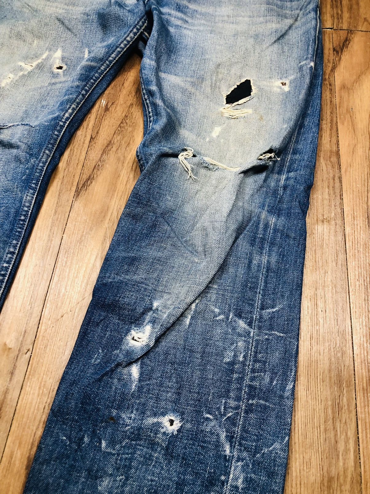 Diesel Diesel Industry Distress Jeans (36) Size US 33 - 6 Thumbnail