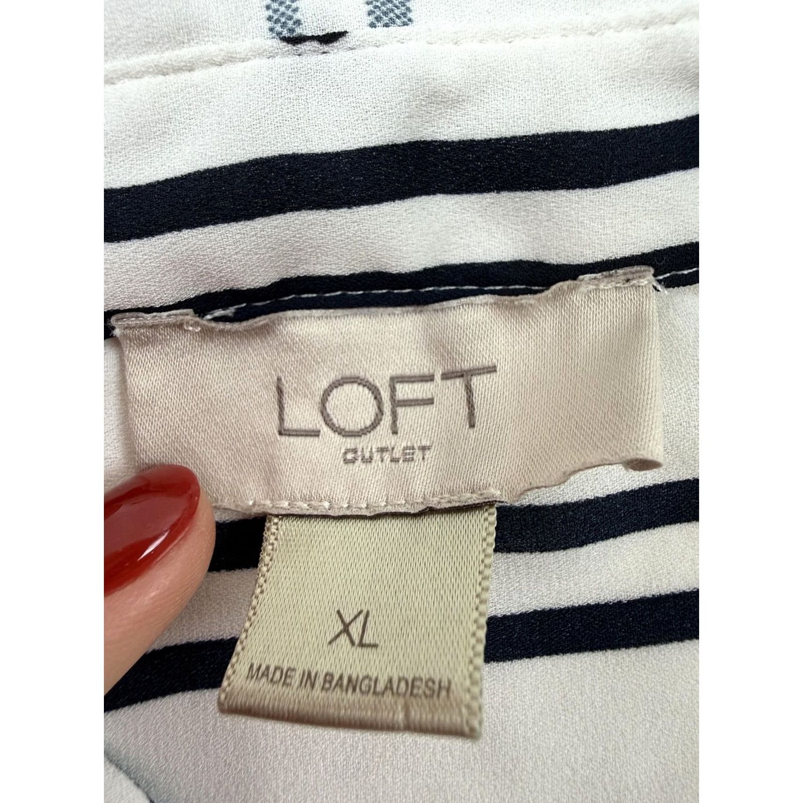 Loft LOFT Shirt Womens XL White Dot Stripe Button Front Long Sleeve Collared Top Size XL / US 12-14 / IT 48-50 - 4 Thumbnail