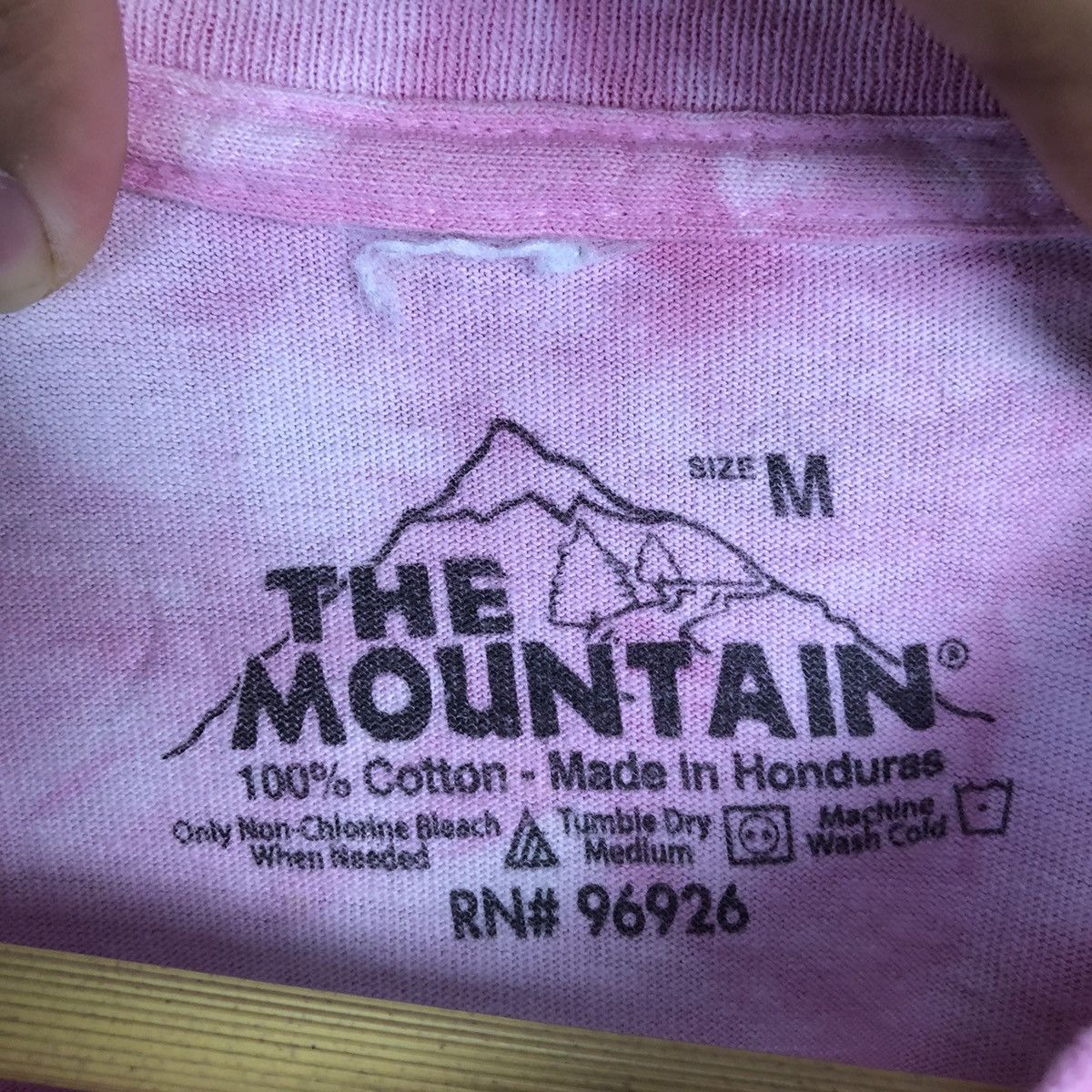 The Mountain The Mountain big bulldog Pink T-shirt #A547 Size US M / EU 48-50 / 2 - 11 Thumbnail