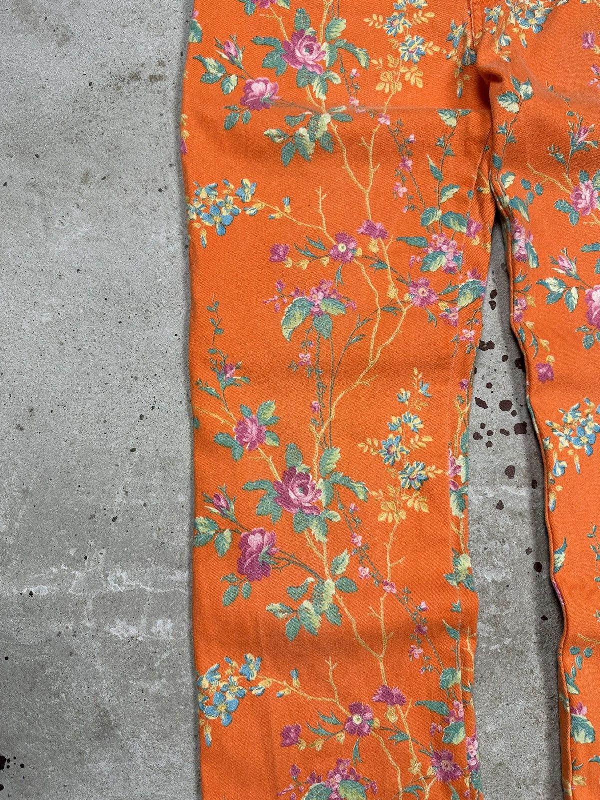 Roberto Cavalli Vintage 90s Roberto Cavalli Jeans Floral Print Flowers Size 28" / US 6 / IT 42 - 5 Thumbnail