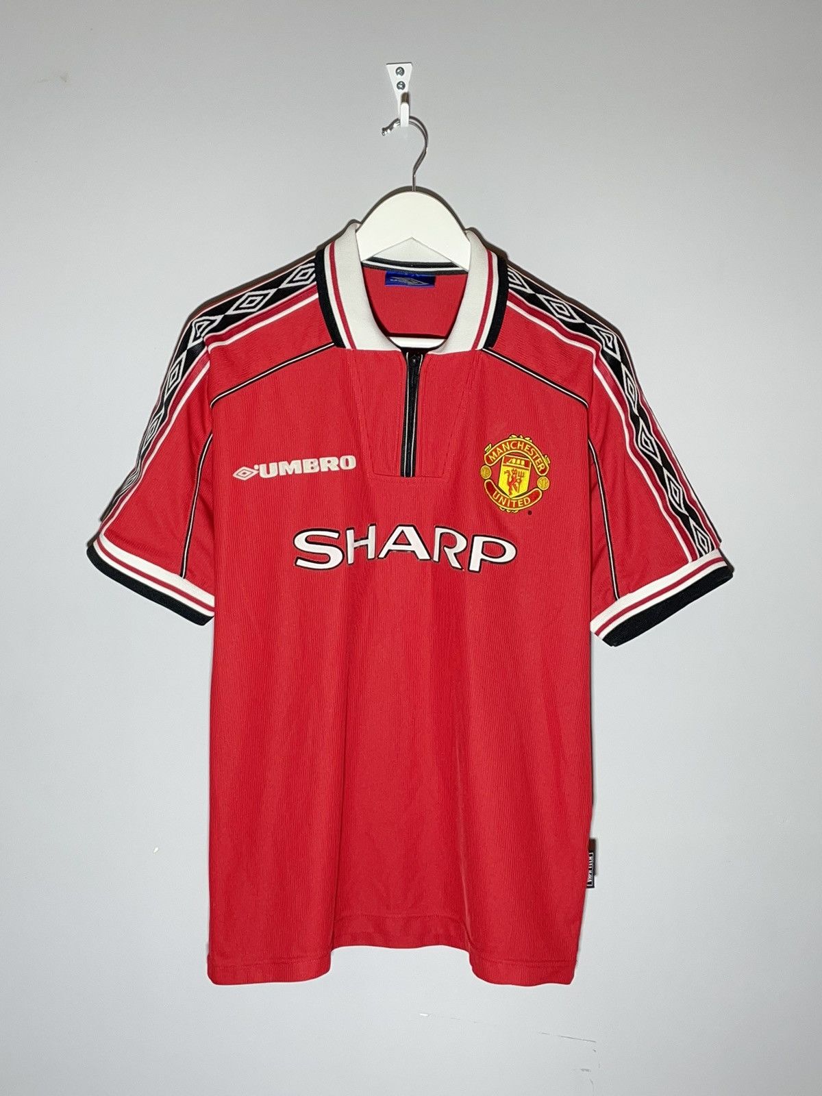 Maillot Domicile Manchester United 1998/99 Vintage – Umbro Taille L (occasion)