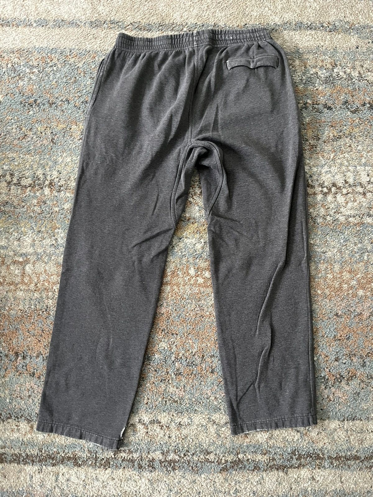 Nike × Vintage VTG Y2K Nike Sweatpants Grey Faded L Distressed Size US 32 / EU 48 - 9 Thumbnail