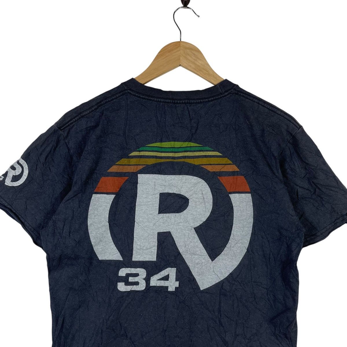 Vintage REALBVOICE R CLASSIC GRAPHIC SHORT SLEEVE T SHIRT STREETWEAR Size US M / EU 48-50 / 2 - 5 Thumbnail