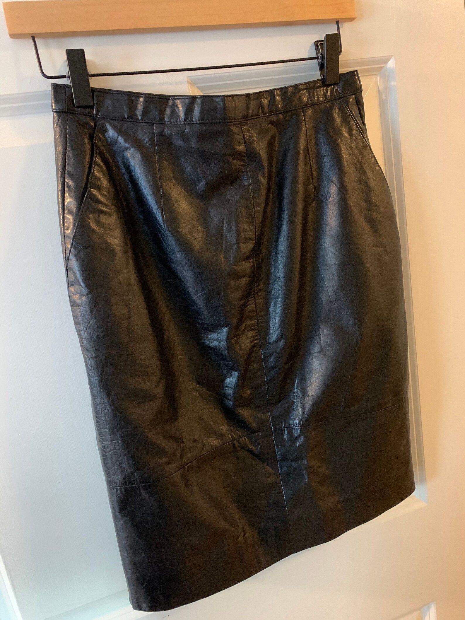 Vintage Vintage Black Leather Skirt Size 27" / US 4 / IT 40 - 4 Thumbnail