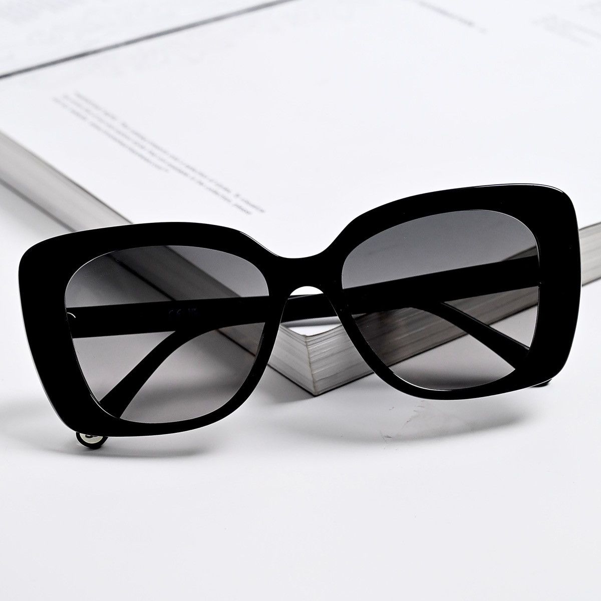 Chanel CHANEL 0CH5504 SUNGLASSES Size ONE SIZE - 10 Thumbnail
