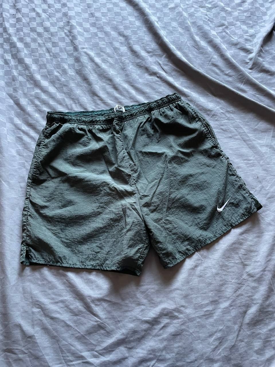 Nike Vintage Nike shorts streetwear swoosh casual y2k size M Size US 32 / EU 48 - 2 Thumbnail