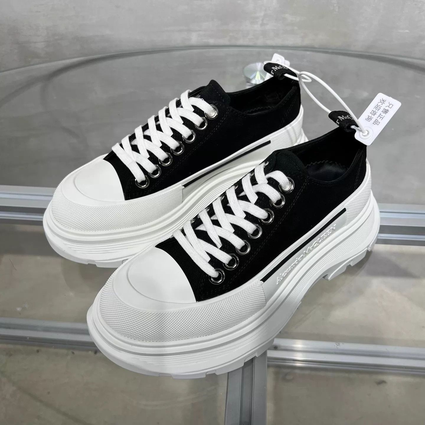 Alexander McQueen Alexander McQueen black/white Martin boots 35.5 wmn Size US 5 / IT 35 - 2 Thumbnail