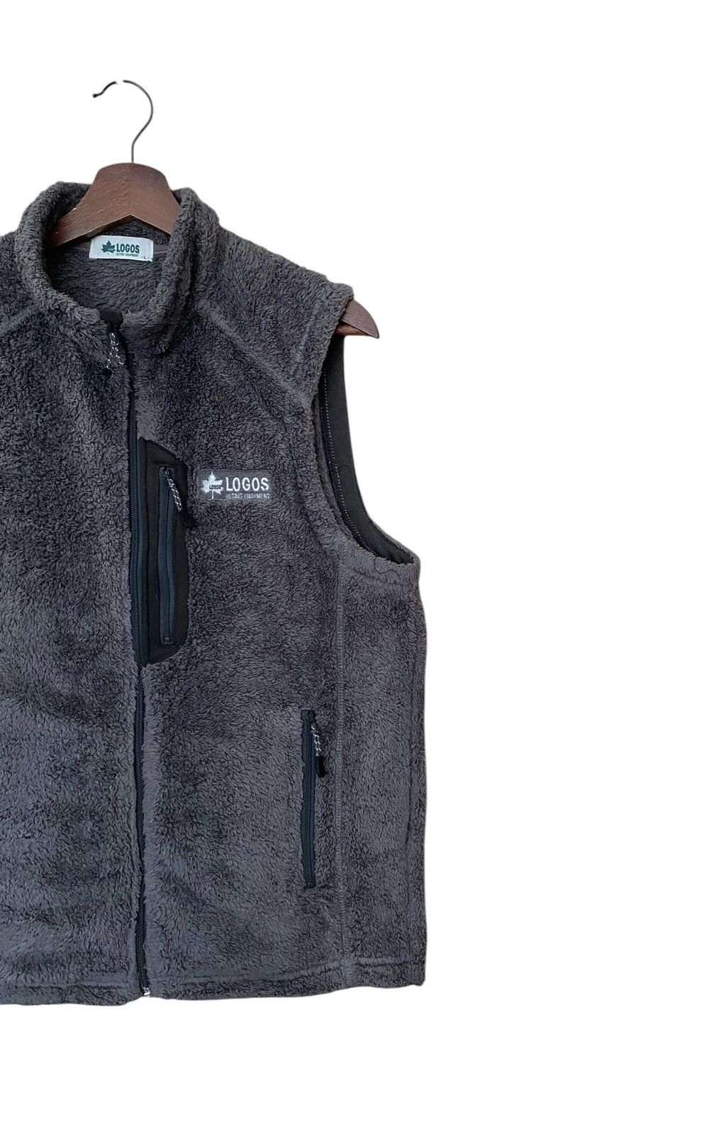 Vintage Vintage Brand Logos Fleece Vest 2000s Size US L / EU 52-54 / 3 - 6 Thumbnail