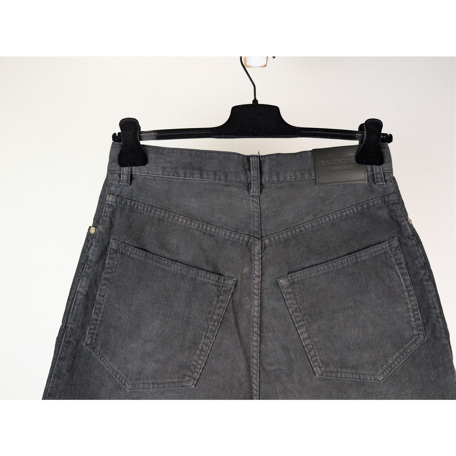 Balenciaga o1rshd1 Japanese Cotton Corduroy Denim Baggy Pants in Black Size US 28 / EU 44 - 12 Thumbnail