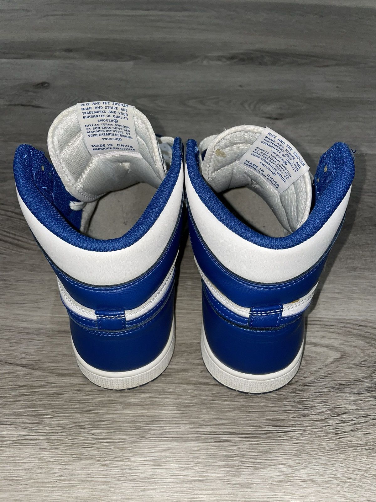 Jordan Brand Air Jordan Retro 1 Storm Blues Size 7.5 Size US 7.5 / EU 40-41 - 4 Thumbnail