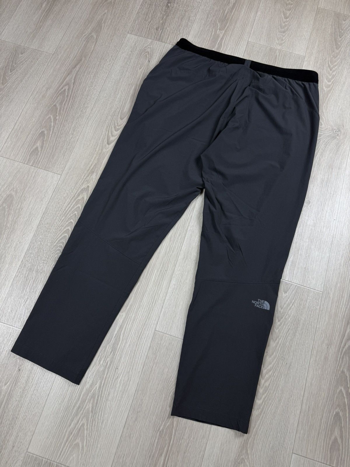 The North Face The North Face Grey Sweatpants Size XXL Size US 38 / EU 54 - 7 Thumbnail