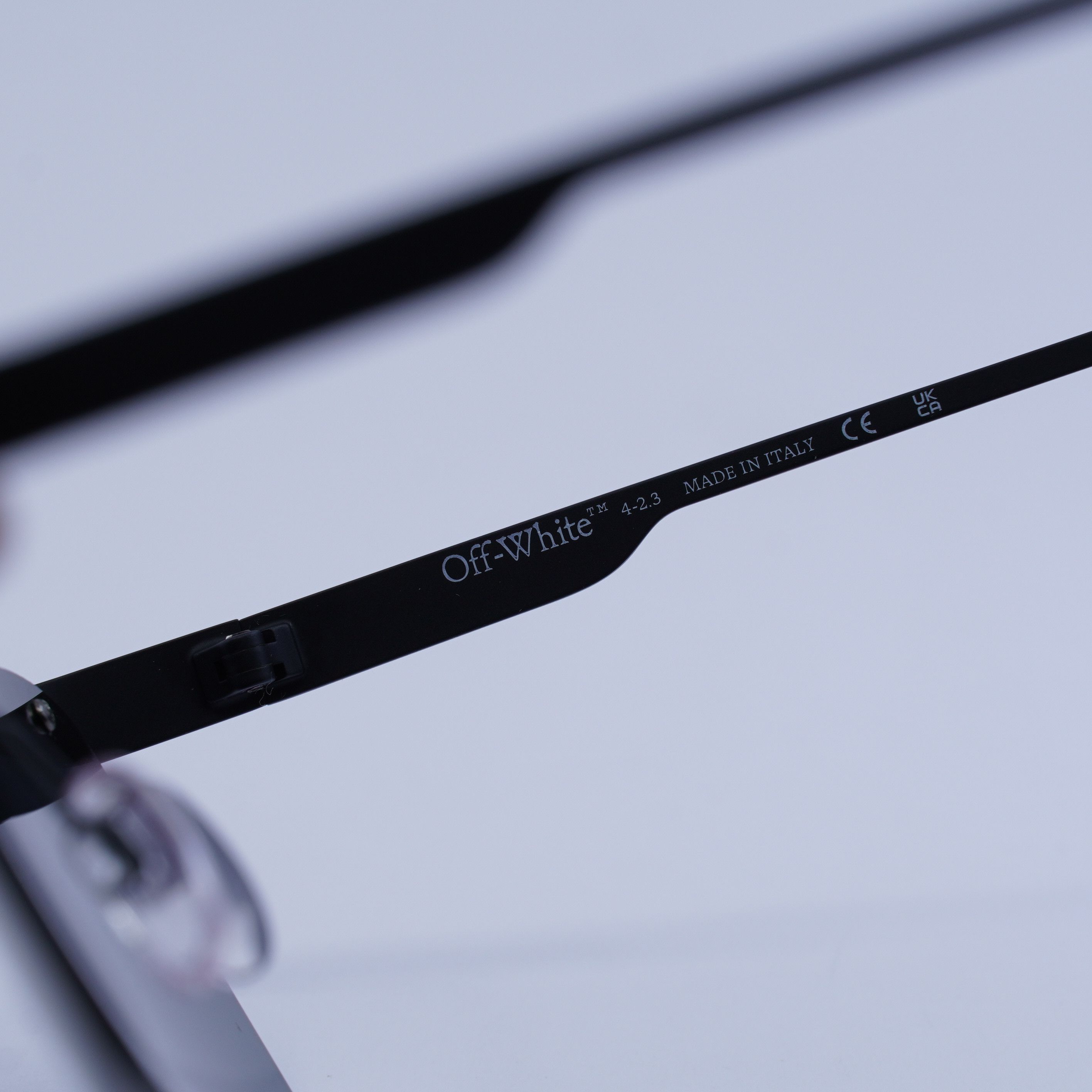 Off-White Off-White OERI095 RIMINI 1007 Sunglasses Black Frame Size ONE SIZE - 8 Thumbnail