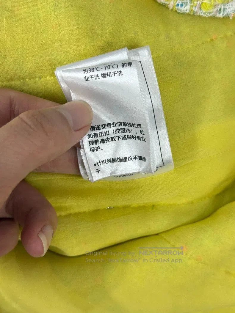 Chanel Chanel 24C Yellow-Green Jacket. Size US M / EU 48-50 / 2 - 8 Thumbnail