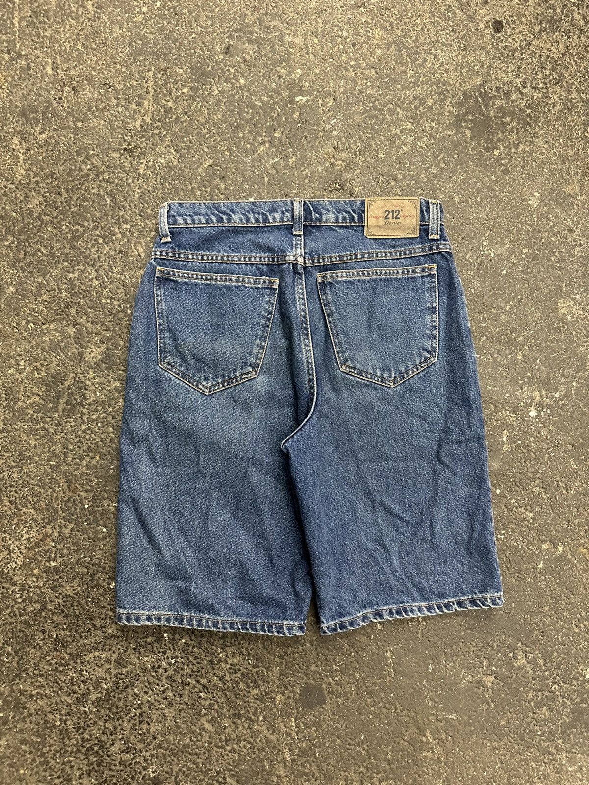 Vintage Y2K baggy jorts Size US 30 / EU 46 - 1 Thumbnail