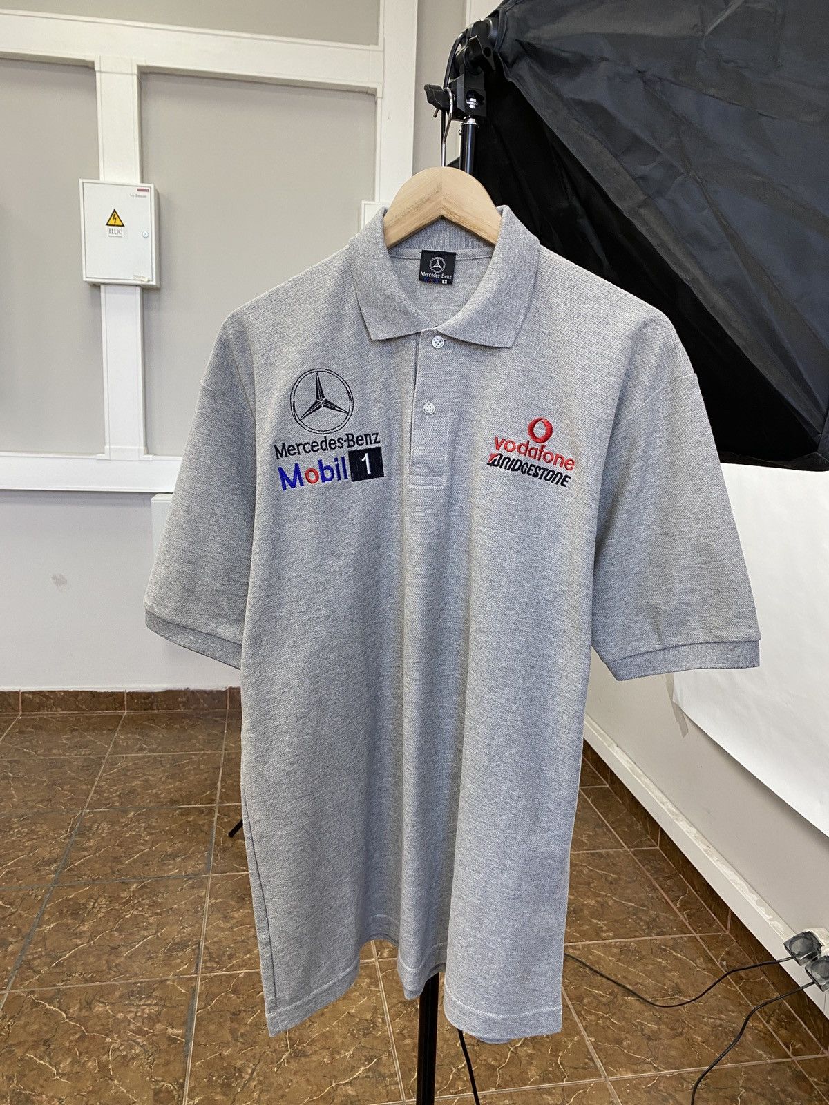Mercedes-Benz 🇩🇪 Vintage 90s Mercedes Benz Mobil 1 West Racing Vodafone Size US XL / EU 56 / 4 - 1 Thumbnail