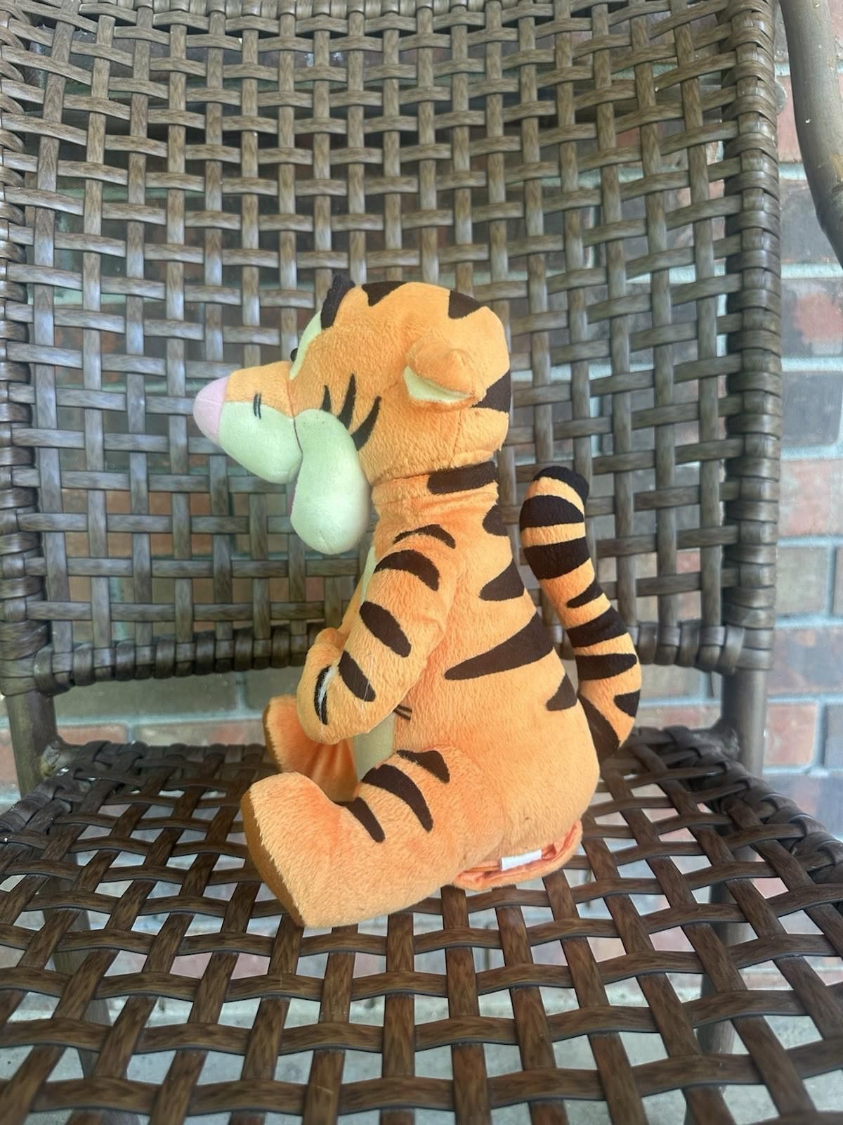 Designer Disney Winnie The Pooh Bouncing Talking Tigger 12" Plush Toy Size ONE SIZE - 2 Thumbnail