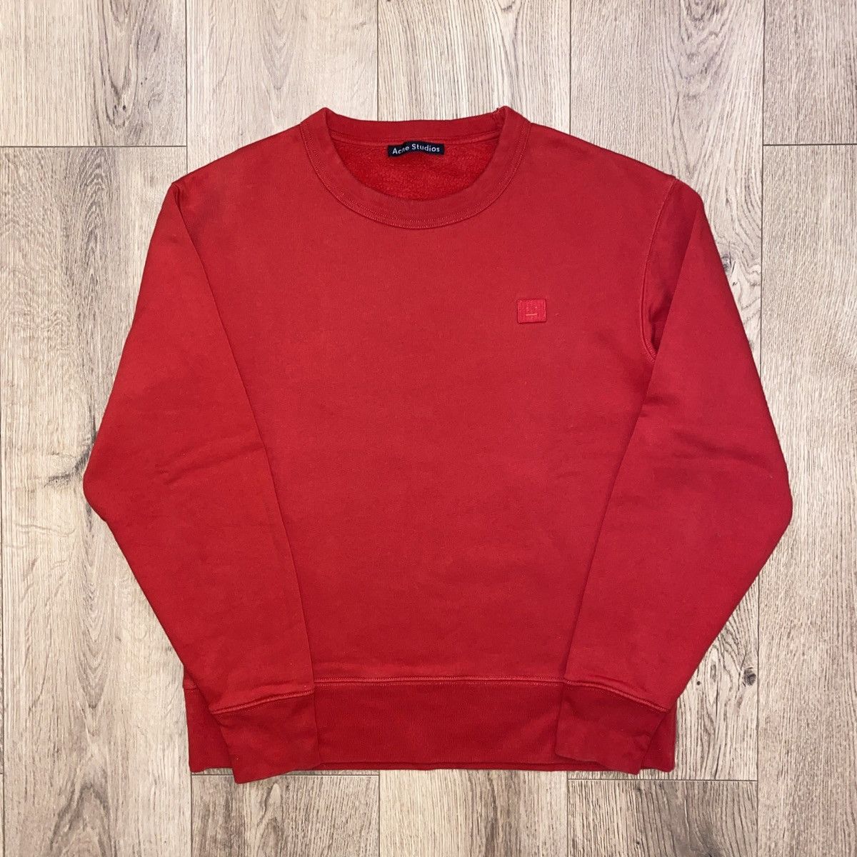 Acne studios fairview face crew sweat clearance