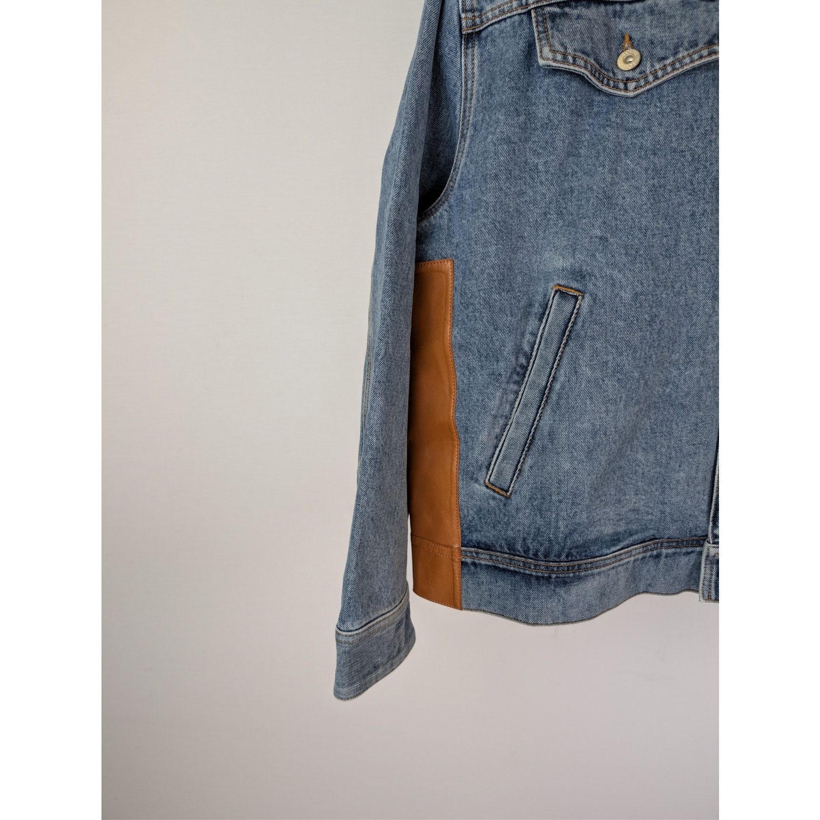 Loewe o1rshd1 Contrast Leather Panelling Denim Jacket in Blue Size US L / EU 52-54 / 3 - 6 Thumbnail