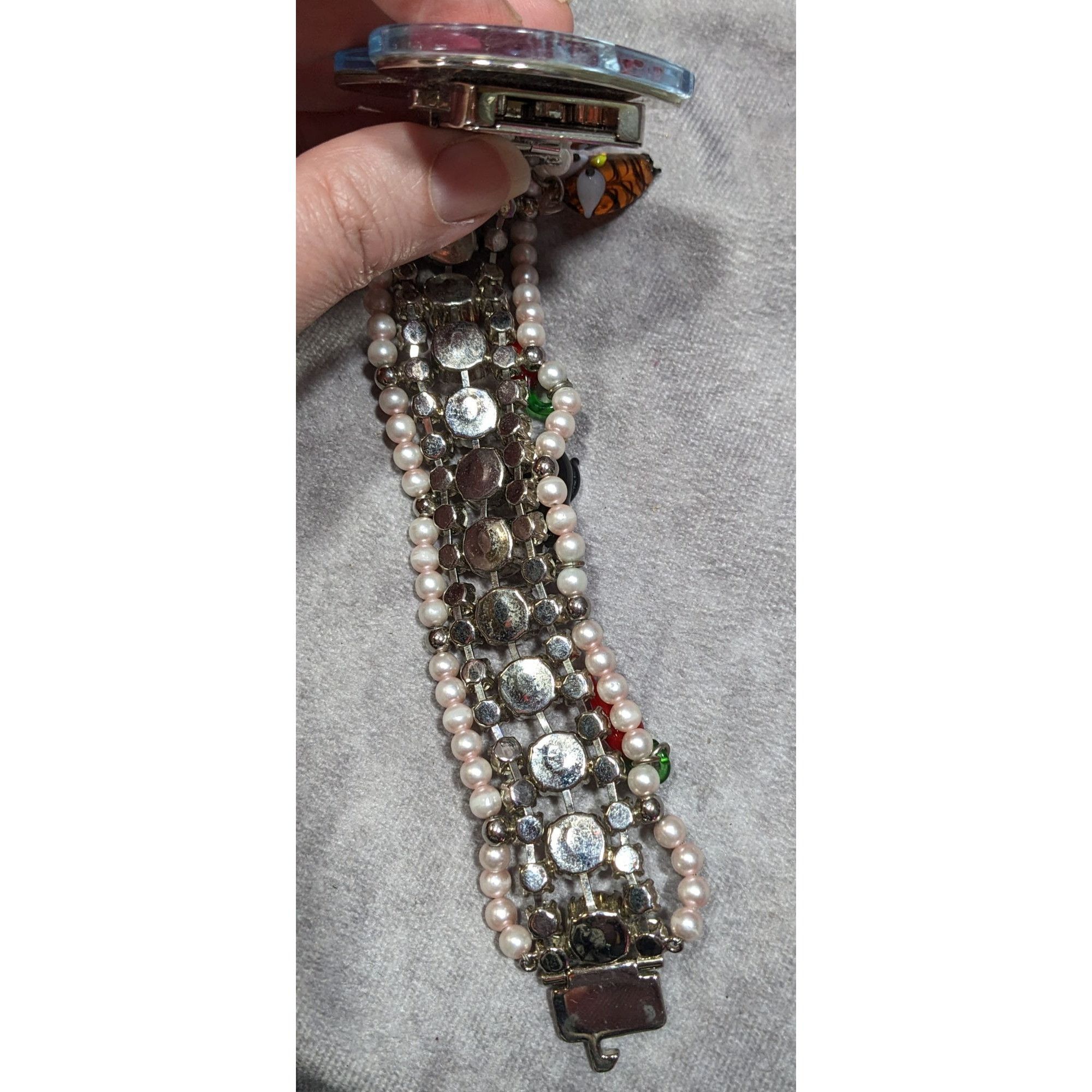 Miu Miu Rare Limited Edition Miu Miu Glass Heart Faux Pearl Glass Ch Size ONE SIZE - 12 Thumbnail