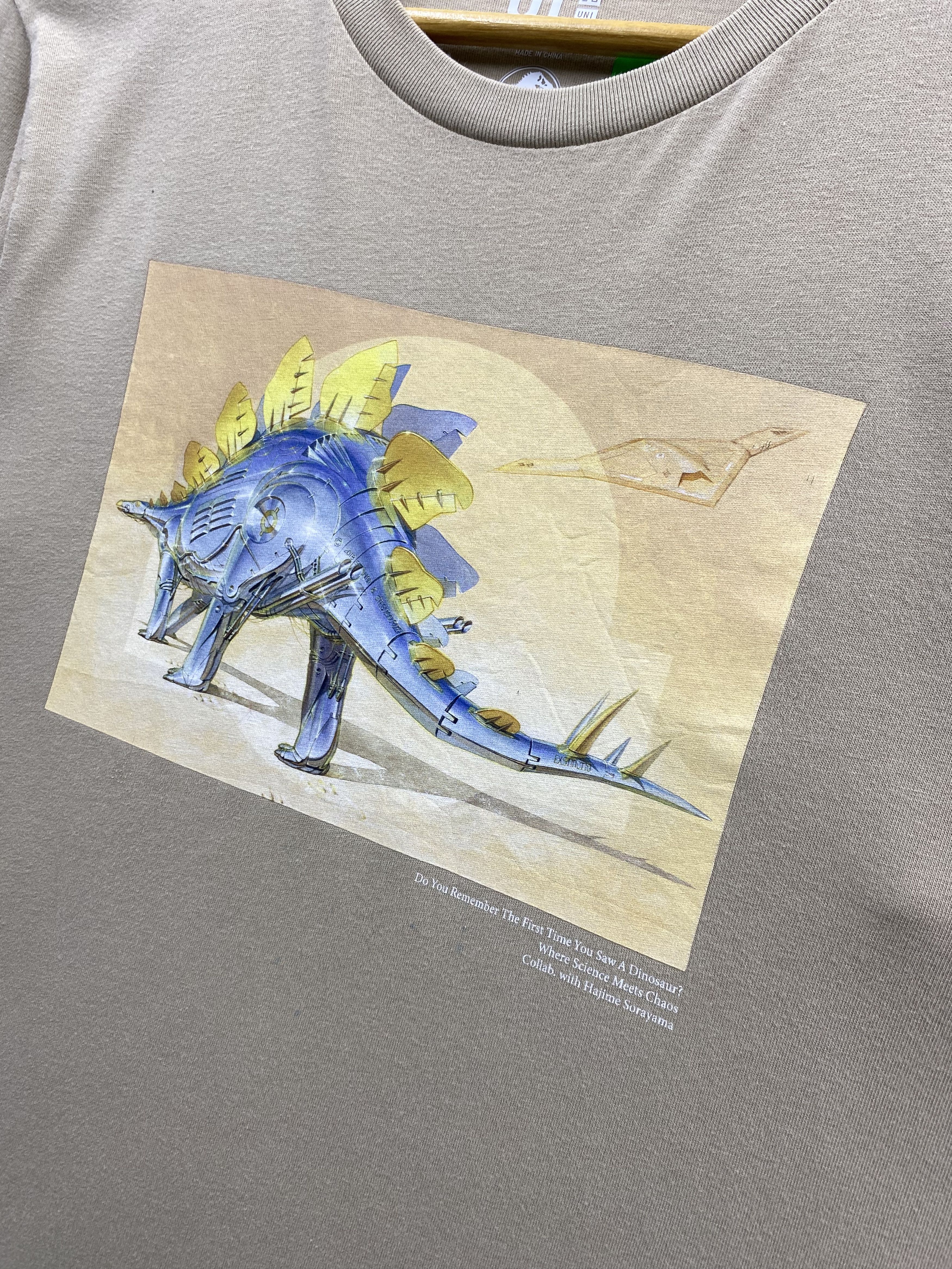 Club Sorayama × Uniqlo Jurassic World Art By Hajime Sorayama Uniqlo T-Shirt Size US S / EU 44-46 / 1 - 2 Thumbnail
