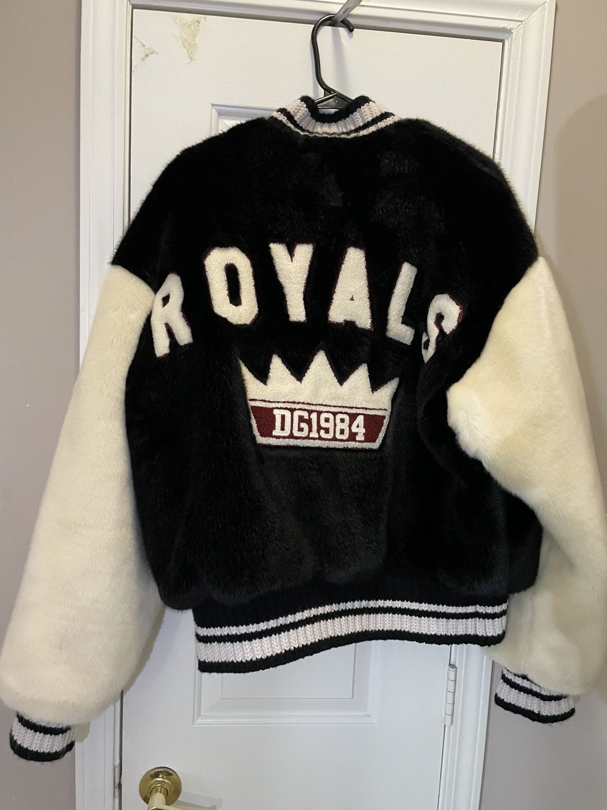 Dolce & Gabbana Dolce and gabbana faux fur jacket Size US L / EU 52-54 / 3 - 11 Thumbnail
