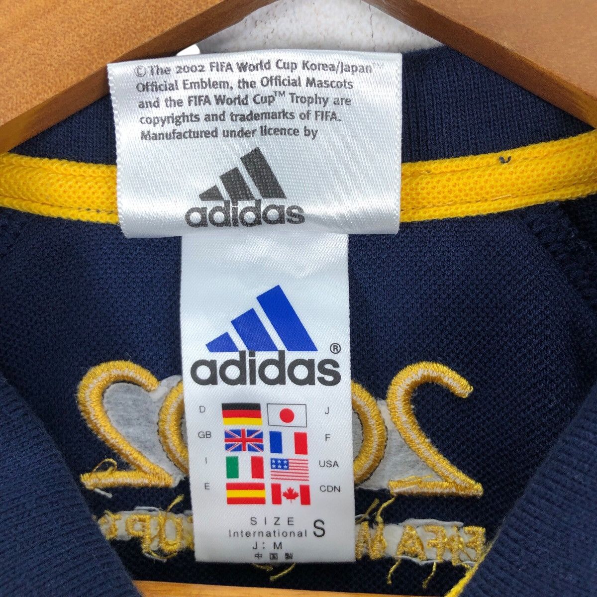 Adidas ADIDAS 2002 Fifa World Cup Polos Shirt Size US S / EU 44-46 / 1 - 8 Thumbnail