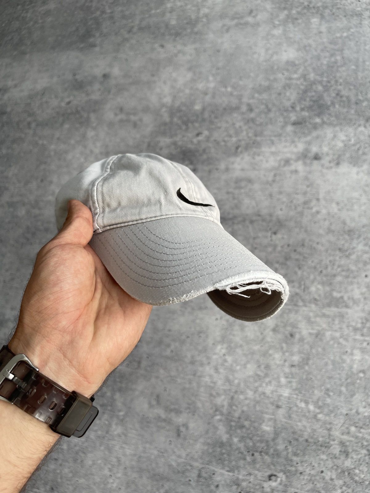 Nike × Vintage Vintage Nike Hat Ca Grey Sports Strap Back Swoosh Logo Y2K Size ONE SIZE - 3 Thumbnail