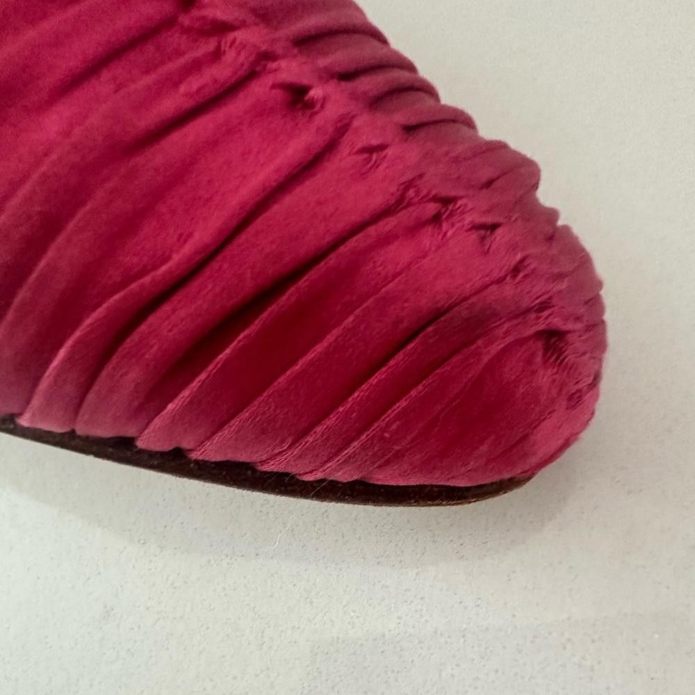 Manolo Blahnik Manolo Blahnik Raspberry Dark Pink Satin Ballet Flats 35.5 Size US 4.5 / IT 34.5 - 8 Thumbnail