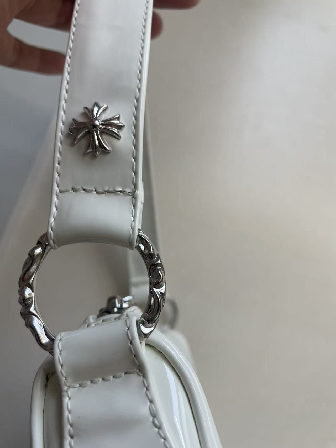 Chrome Hearts Chrome Hearts Silver Dagger Leather White Chicken Nugget Bag Size ONE SIZE - 7 Thumbnail