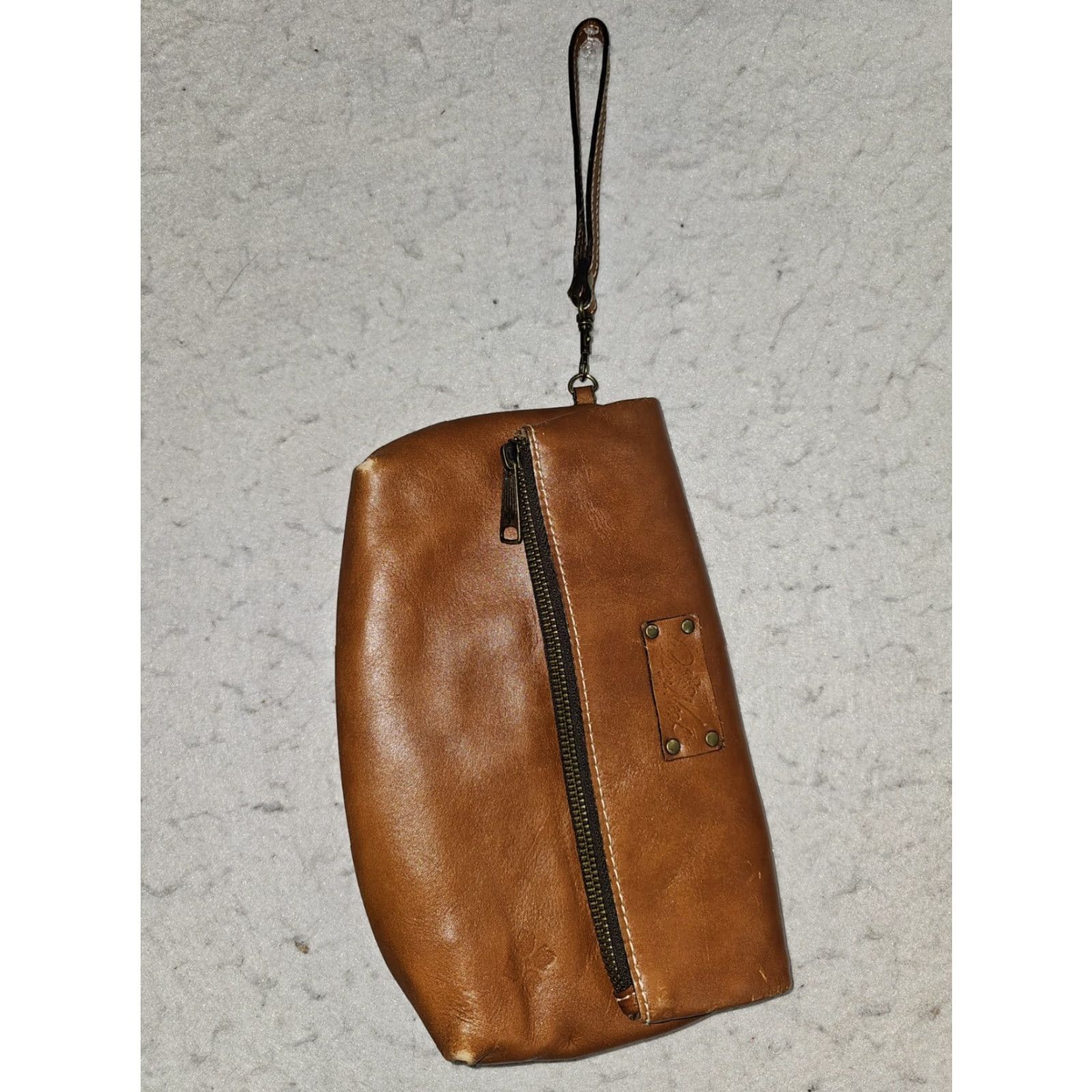Patricia Nash VINTAGE Patricia Nash Valerie Leather Fold-Over Wristlet Clutch Cognac Tan Clutch Women Medium Size ONE SIZE - 2 Thumbnail