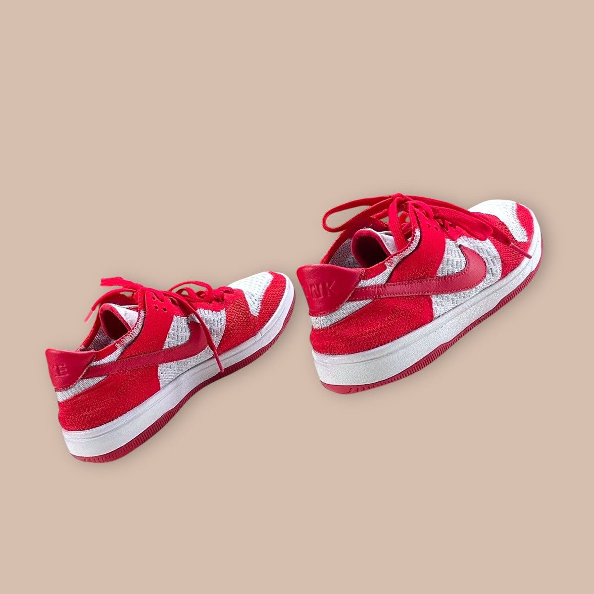 Nike Nike Dunk Low FLYKNIT "University Red" Size US 9 / EU 42 - 5 Thumbnail